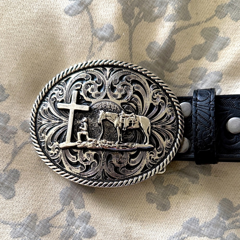 Montana Silversmiths Christian Attitude Belt Buckle and Med Black Leather Belt
